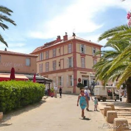 Ile De Porquerolles : T3 Climatise Vue Mer Экстерьер фото